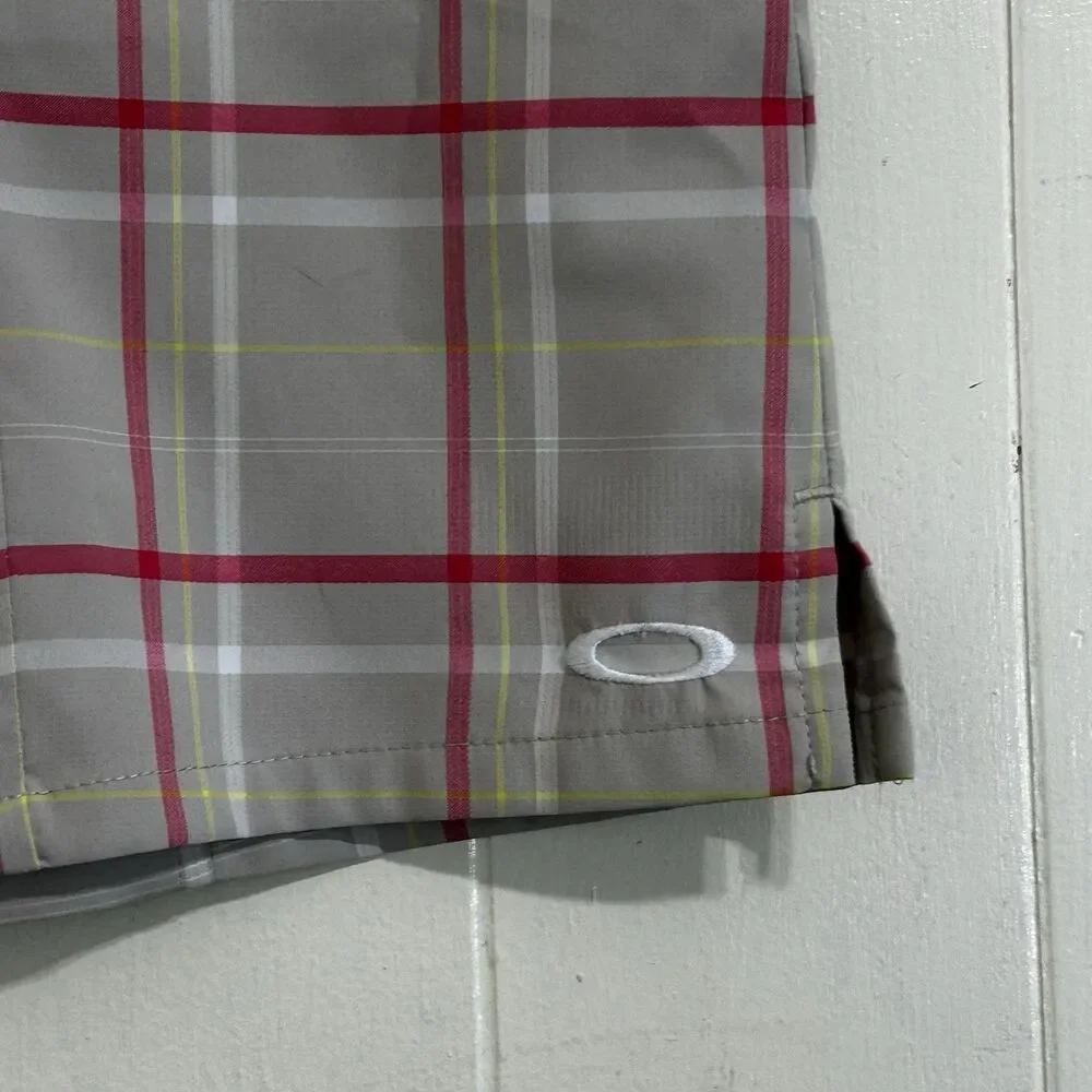 Oakley Women's Skort Size 4 Tan Pink Athletic Plaid Golf Tennis Skort Pockets